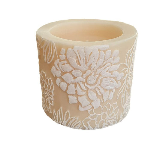 Natural Lights - Japanese Chrysanthemum 3” Recessed Pillar Candle - Ivory & White